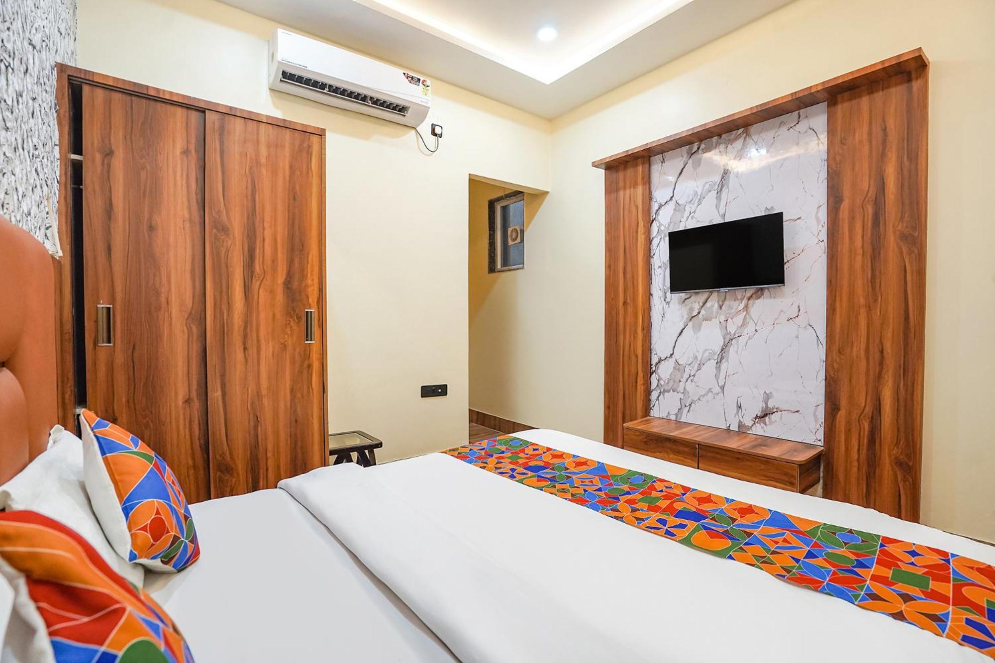 Fabhotel The Vrindavan Inn Экстерьер фото