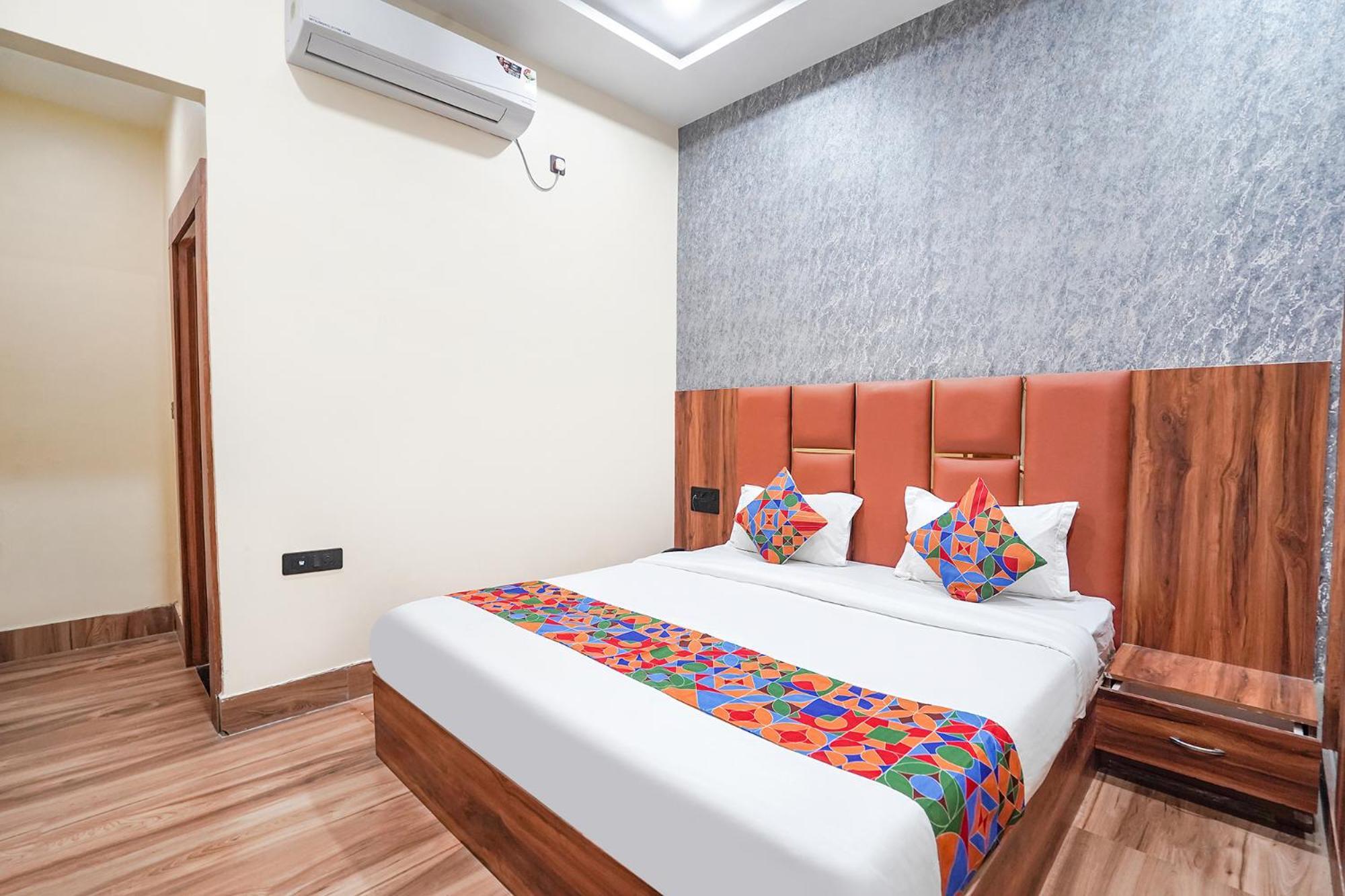 Fabhotel The Vrindavan Inn Экстерьер фото